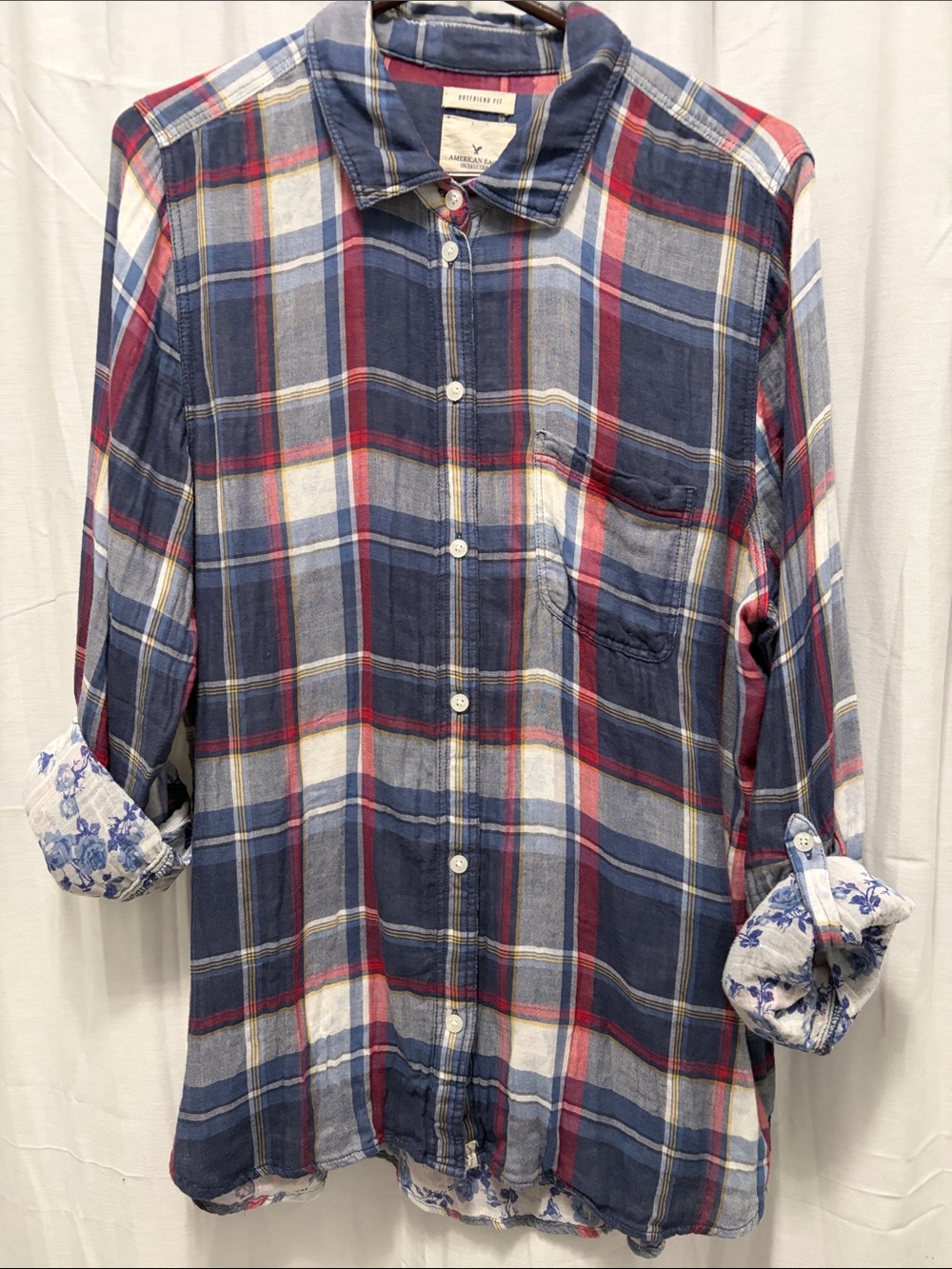 American Eagle Outfitters Ladies Navy, Red & White Plaid Button-Down Shirt